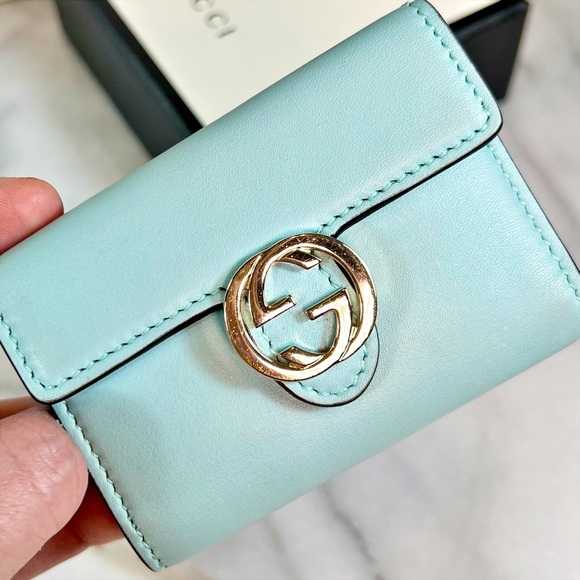 Gucci Interlocking GG Mint Leather Keyholder - Picture 3 of 10